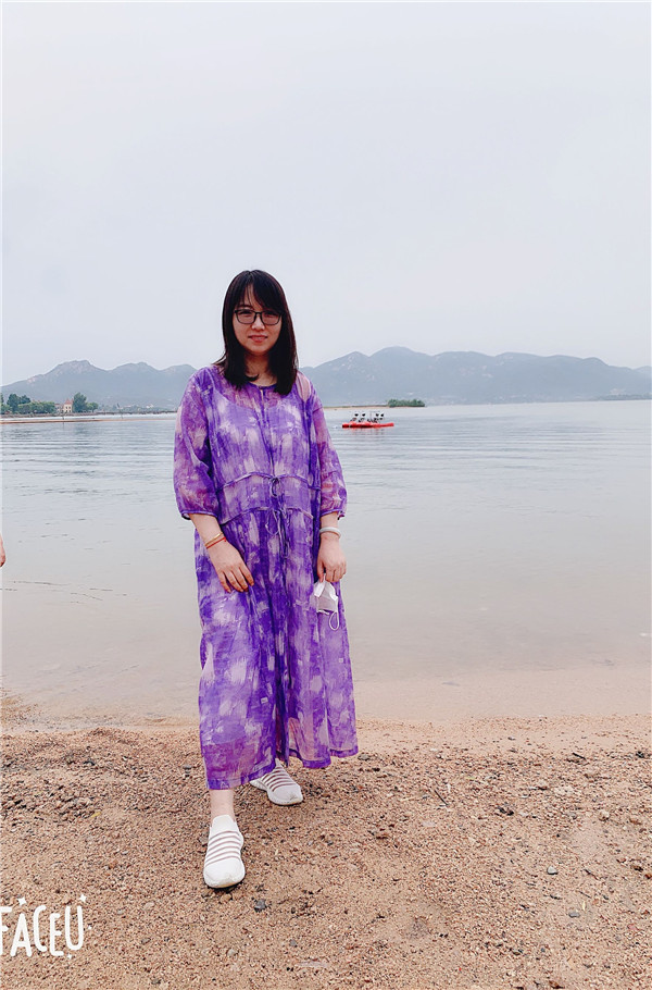 秦伟伟.jpg