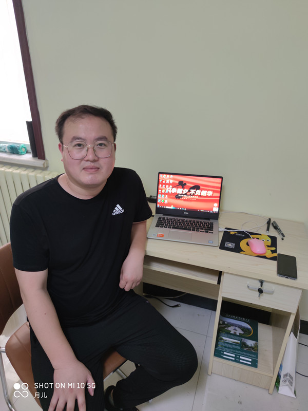 王军1.jpg 王军1.jpg