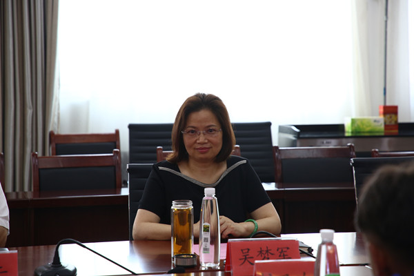 2E3A4346_副本.jpg