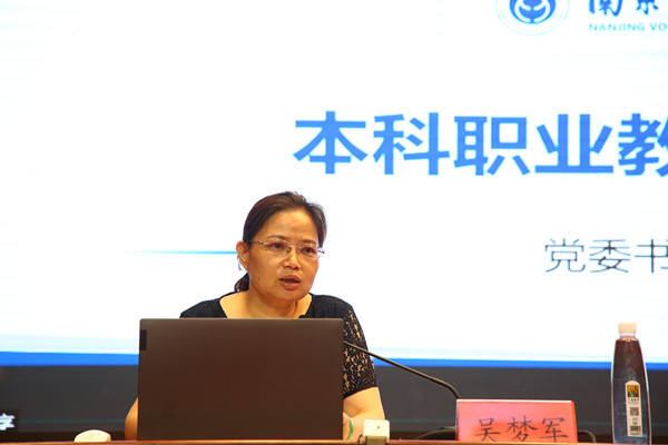 2E3A6377_副本.jpg